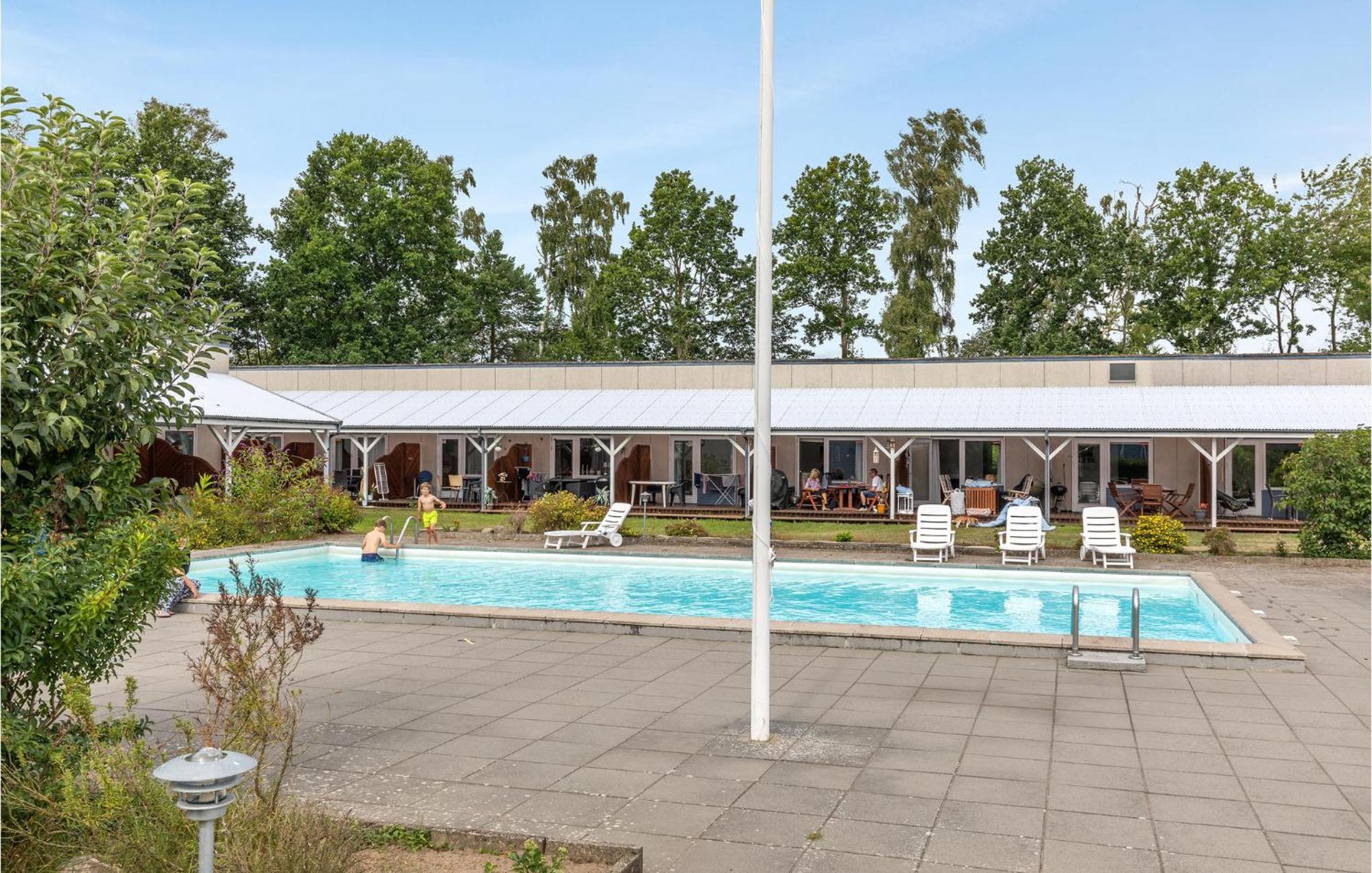 Beautiful Apartment In Neksø Εξωτερικό φωτογραφία